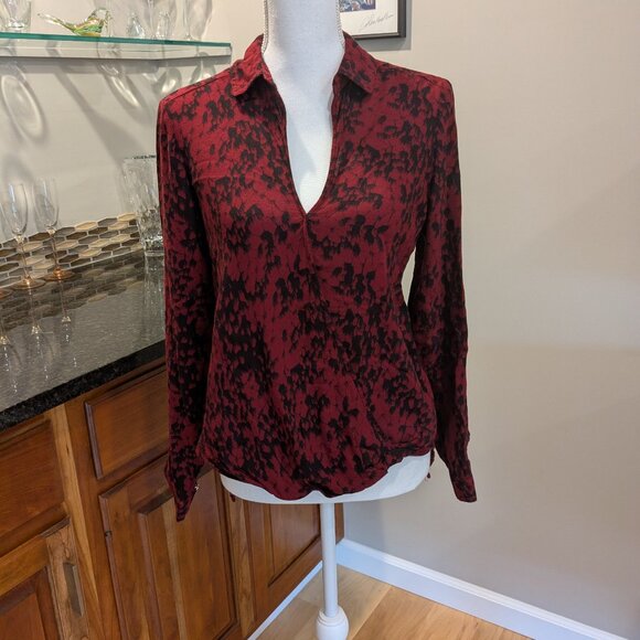 Rock & Republic Red Black Print Blouse | M | Faux Wrap Hi-Lo Long Sleeve Top - Picture 2 of 5